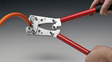 Hex hand crimp tool 6 to 50mm operational